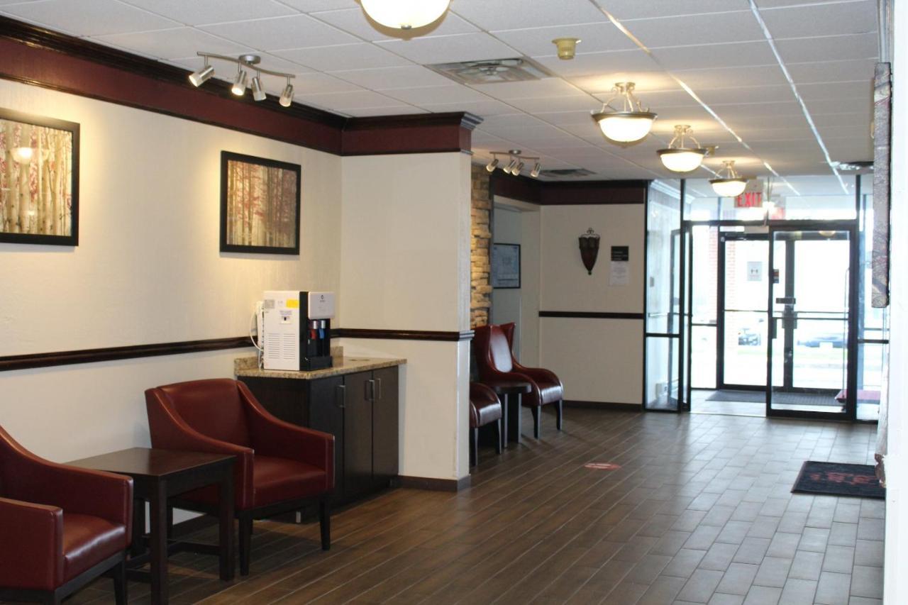 Red Roof Gurnee -